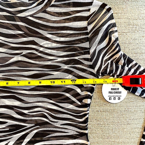 NWT Jolie & Joy Semi-Shear Bodysuit Sz. M - Picture 11 of 12